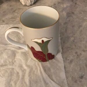 Fits and Floyd “satin calla lily” fine porcelain Japan Mug
